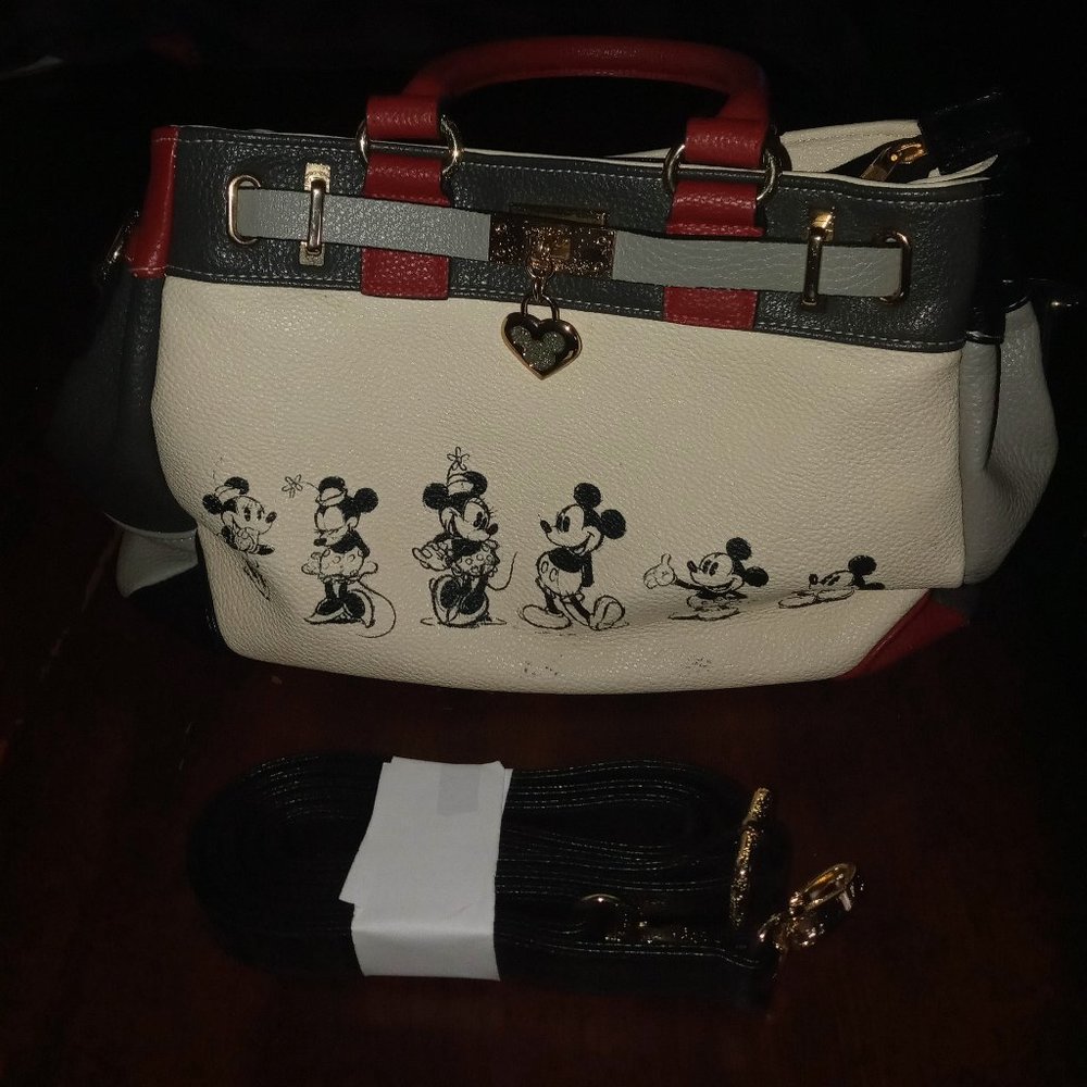 The Bradford Exchange Disney Mickey and Minnie Love Story Handbag